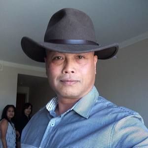 Meet your Posher, Kaysone